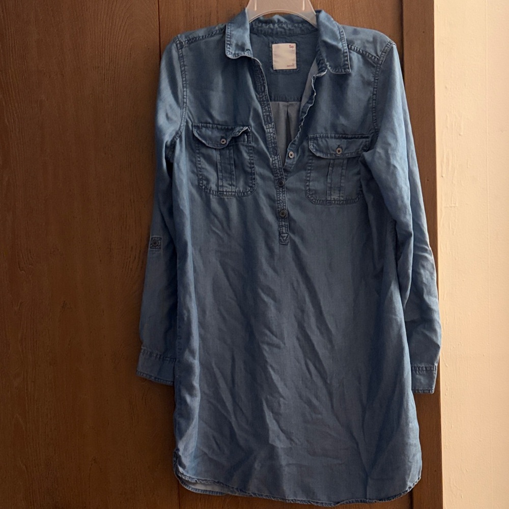 SO Light Wash Denim Shirt Dress in Blue